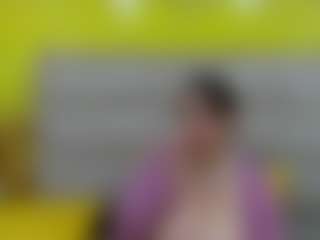 Live cam show with BellaMystic - Bedroom MILF on camwithhim.com