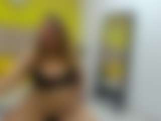 Live cam show with BellaMystic - Brown Hair on Camsoda