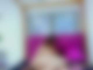 BellaMystic MILF webcam performer live streaming