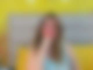 BellaMystic MILF webcam performer live streaming