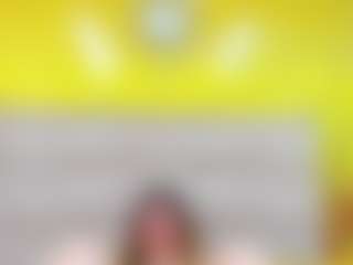 BellaMystic MILF webcam performer live streaming