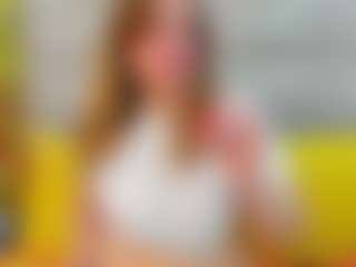 Live cam show with BellaMystic - Striptease MILF on crypto-cams