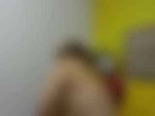 BellaMystic MILF webcam performer live streaming