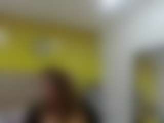 BellaMystic MILF webcam performer live streaming