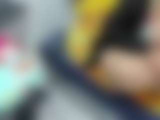 BellaMystic MILF webcam performer live streaming