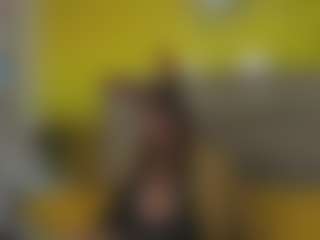 Live cam show with BellaMystic - Squirt Mature on StripNow