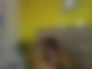 Live cam show with BellaMystic - Mature MILF on StripNow