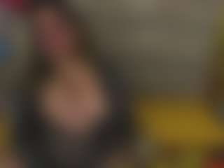 Live cam show with BellaMystic - Sexwebcam Mature on StripNow