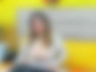 BellaMystic MILF webcam performer live streaming