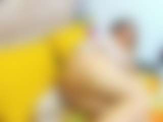 Live cam show with BellaMystic - Striptease Granny on Camsoda