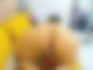 Live cam show with BellaMystic - Asian Granny on Camsoda