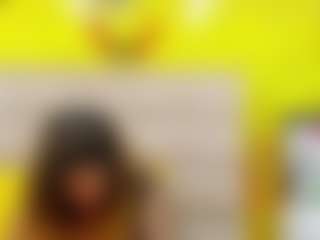 Live cam show with BellaMystic - Erotic Dance on Camiplay Live