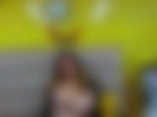 Live cam show with BellaMystic - Dildo Or Vibrator Granny on Camming Site