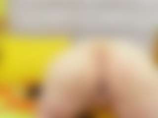 Live cam show with BellaMystic - Bedroom Mature on https://playwithruby.com