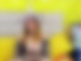 BellaMystic MILF webcam performer live streaming