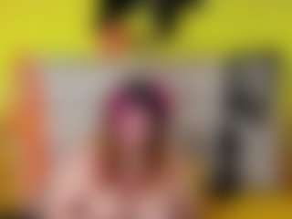 Live cam show with BellaMystic - Bedroom Mature on liverealitysex.com