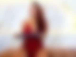 Canela's Live Sex Cam Show