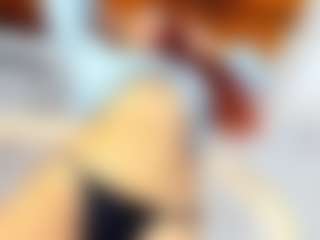 Canela's Live Sex Cam Show