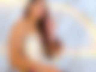Canela's Live Sex Cam Show
