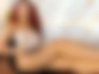 Canela's Live Sex Cam Show