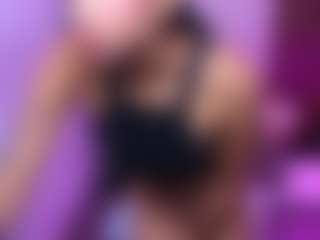 Live cam show with Celeste-Hills - Body Massage on iamadamtest123.com