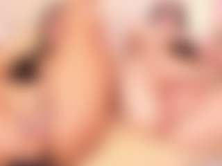 Live cam show with charlotte-rivers - Petite on AdultVida.com