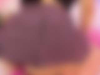 Live cam show with Kaylavillalobos - Nipple Piercings on 1on1-livenow