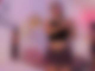 Live cam show with Kaylavillalobos - Nipple Piercings on milfzrlive.com