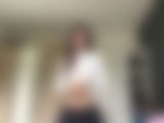 Live cam show with KimberMozo - Teen (18+) on madthumbs