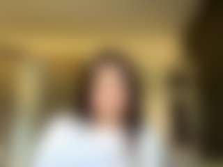Live cam show with KimberMozo - Striptease on Milfs Live