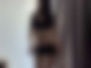 Live cam show with KimberMozo - Teen (18+) on makecum.org
