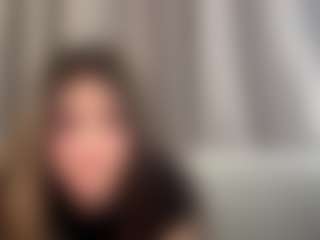 Live cam show with KimberMozo - Teen (18+) on Nude Live Now