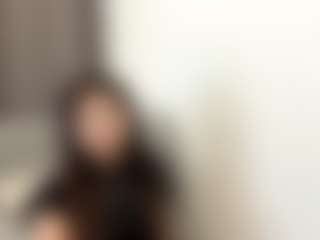 Live cam show with KimberMozo - Normal on Camming Site