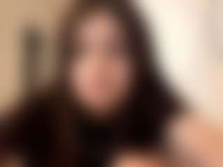 Live cam show with KimberMozo - Twerk Latina on Camsoda