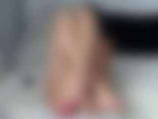 Live cam show with Layla12a - Sexwebcam on AdultVida.com