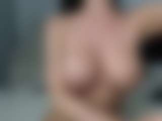 Layla12a's Live Sex Cam Show