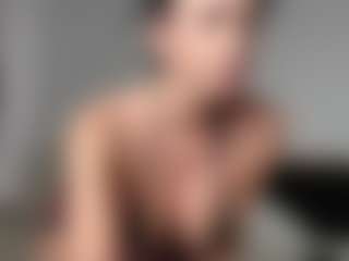 Layla12a's Live Sex Cam Show