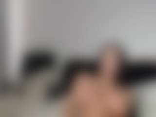 Layla12a's Live Sex Cam Show