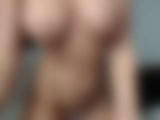 Layla12a's Live Sex Cam Show