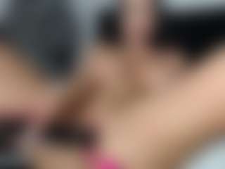 Layla12a's Live Sex Cam Show