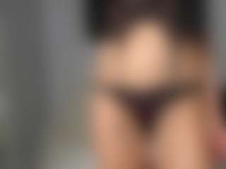 Layla12a's Live Sex Cam Show