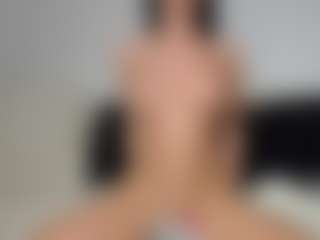 Layla12a's Live Sex Cam Show