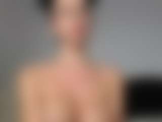 Layla12a's Live Sex Cam Show