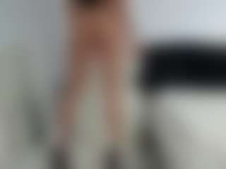 Layla12a's Live Sex Cam Show