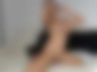 Layla12a's Live Sex Cam Show