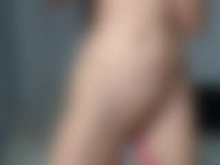 Layla12a's Live Sex Cam Show