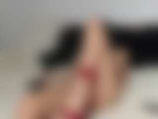 Layla12a's Live Sex Cam Show