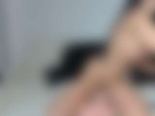 Layla12a's Live Sex Cam Show