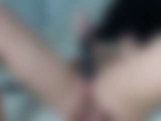 Layla12a's Live Sex Cam Show