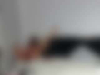 Layla12a's Live Sex Cam Show